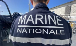 Marine nationale : plongeur, il assure la protection de l'Océan Indien à bord du Malin