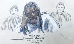 Croquis d'audience du rappeur Koba LaD jugé à Créteil pour homicide involontaire le 25 juin 2025 ( AFP / Benoit PEYRUCQ )