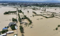 Vue aĂ©rienne des inondations provoquĂ©es par la tempĂȘte tropicale Trami, Ă Tuguegarao, dans la province de Cagayan, le 25 octobre 2024 aux Philippines