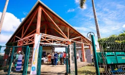 Lycée Trois Bassins Baptisé Paule Pignolet de Fresne Rivière