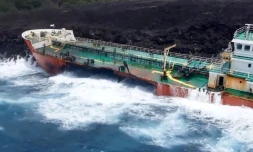 Tresta Star : la coque du bateau complètement éventrée 