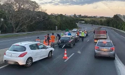 Accident impliquant 5 véhicules, au moins 5 km de bouchon vers Saint-Denis