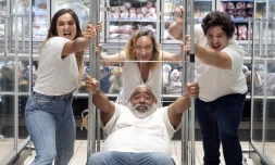 La Kie Ibao présente sa dernière création : Goulapia ou la consommation sans faim