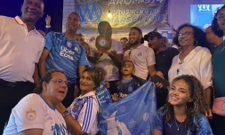 Les supporters de l'OM de La Réunion célèbre les 30 ans de la victoire en Ligue des Champions 