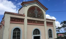 1977: La lave s'arrĂŞte aux portes de l'eglise de PIton Sainte-Rose