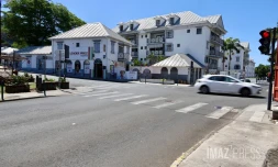 Tentative de féminicide à Saint-Denis : une femme blessée à coup de couteau, son compagnon interpellé