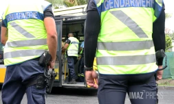 controle gendarmerie à la gare routière de saint-paul