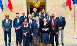 Région Réunion : Huguette Bello et une délégation de présidents de régions rencontrent le président du Sénat 