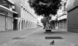 Saint-Denis rue vide 