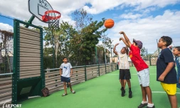La ville du Port inaugure son nouveau terrain le "city stade multisport"