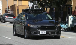 Une voiture autonome d'Uber en test dans les rues de San Francisco, le 27 mars 2017