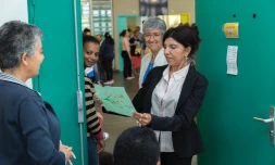 Nassimah Dindar rend visite aux pensionnaires des FOA