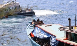 Samedi 13 avril - Sainte-Rose - Un bateau non identifié tente d'accoster dans le port