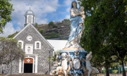  Fontaine de la Vierge 