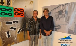 Exposition photo documentaire et peinture abstraite villa Région