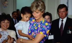 Une robe de la princesse Diana vendue plus de 440.000 euros
