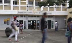 université