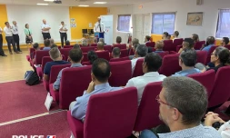 arrivée de policiers à La Réunion