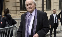 L'ancien ministre et sénateur communiste français Jack Ralite, lors d'une cérémonie en hommage à Pierre Mauroy, à Paris, le 11 juin 2013