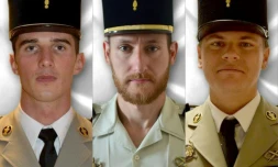 Les trois soldats français morts accidentalement lors d'une opération contre l'orpaillage illégal en Guyane (de gauche à droite): Edgar Roellinger, le caporal-chef de 1Úre classe Cédric Guyot, et le caporal-chef de 1Úre classe Mickaël Vandeville