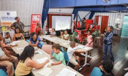 Saint-Denis : Micro-Folie, une exposition de jeunes photographes au Chaudron