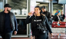 Les artistes Imen Es, Franglish et Lynda sont arrivés à La Réunion
