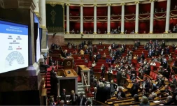 Le gouvernement laisse pour l’heure les débats se dérouler, disant toujours vouloir faire émerger un compromis. © Crédit photo : THOMAS SAMSON / AFP 