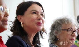 sidoleine papaya à sa permanence à salazie 