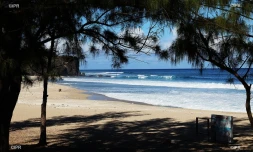 plage et bar fermé