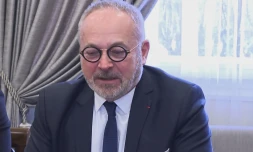 Capture d'écran d'une vidéo diffusée par Télé Liban le 13 février 2020 montrant le sénateur français Joël Guerriau lors d'une visite au Liban