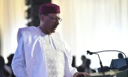 Le président nigérien Mohamed Bazoum prend la parole, le 22 mai 2023 à Lagos