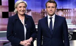 Marine Le Pen et Emmanuel Macron, candidats à la présidence française, le 3 mai 2017 à Paris
