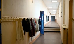 Dans une école parisienne, en septembre 2025. BERTRAND GUAY / AFP 