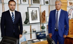 Le Ministre des Outre-mer échange avec le Président Cyrille Melchior 