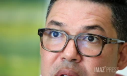 mathieu hoarau , maire de l'etang sale