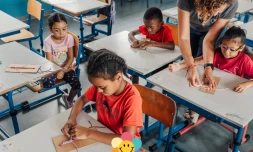 moment créatif à lécole du bonheur 