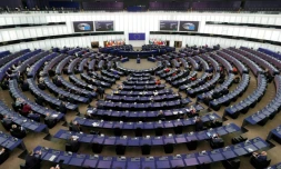 Le Premier ministre polonais Mateusz Morawiecki s'exprime devant le Parlement européen à Strasbourg, le 19 octobre 2021