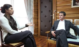Manuel Valls et Nassimah Dindar
