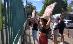 hotel de region, école supérieure des beaux-arts, Le Port, manifestation, coupe budgétaire