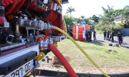 Incendie à Sainte-Marie : plusieurs départs de feu signalés, la piste criminelle privilégiée