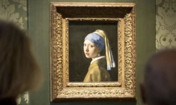 Le tableau "La Jeune Fille à la perle" de Johannes Vermeer au Musée Mauritshuis de La Haye, le 27 octobre 2022 ( ANP / Lex van Lieshout )