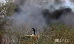 Saint-Paul : incendies en séries à proximité de la quatre voies, la dépendance d'une maison partie en fumée