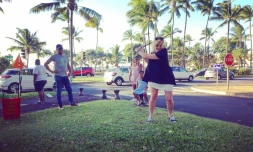 Le street golf se pratique en ville