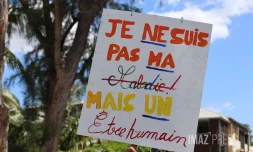 Troubles psychiques : une marche et de la bonne humeur pour combattre l’isolement et les préjugés [?]