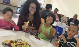 alimentation des touts petits à Saint-Leu