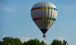 Une montgolfiĂšre Ă Igualada, prĂšs de Barcelone