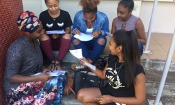 Les élèves repassent le bac d\'espagnol