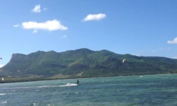 kitesurf