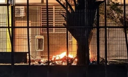 Nuit sous tension : incendie au lycée Patu de Rosemont et plusieurs feux de poubelles allumés cette nuit