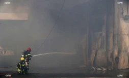 Incendie à Cambaie